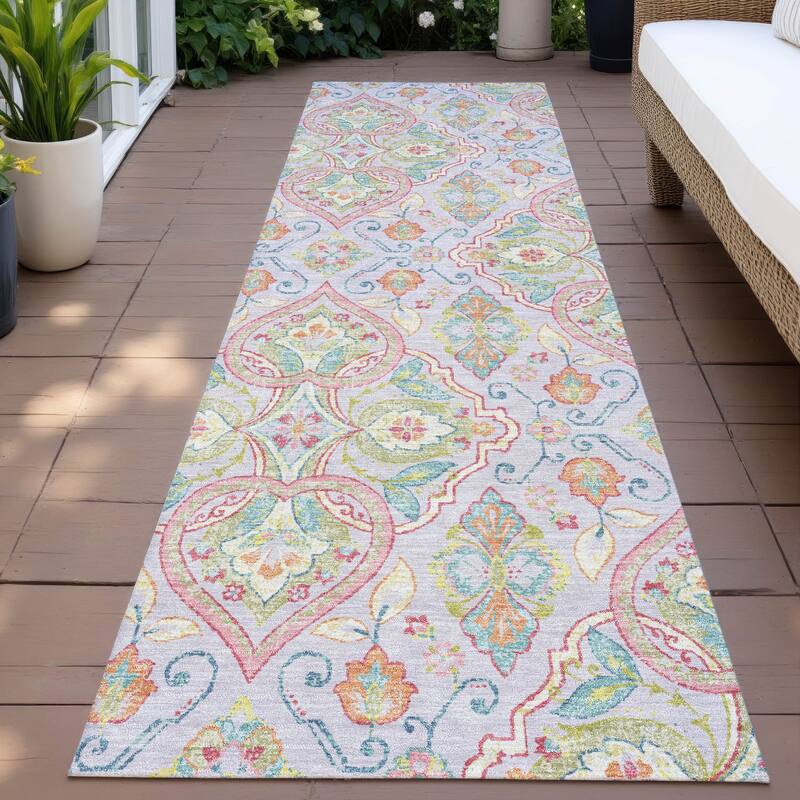 Machine Washable Indoor/Outdoor Traditional Spades Chantille Rug - Lavender - 2'3" x 7'6"