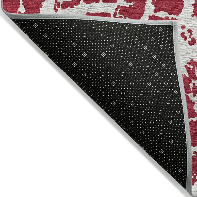 Machine Washable Indoor/ Outdoor Transitional Red Crackle Chantille Rug