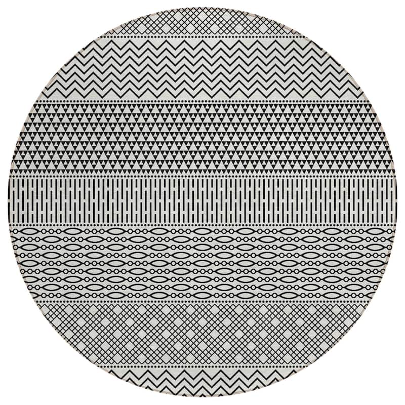HomeRoots Chevron Modern Rectangle Outdoor Rug