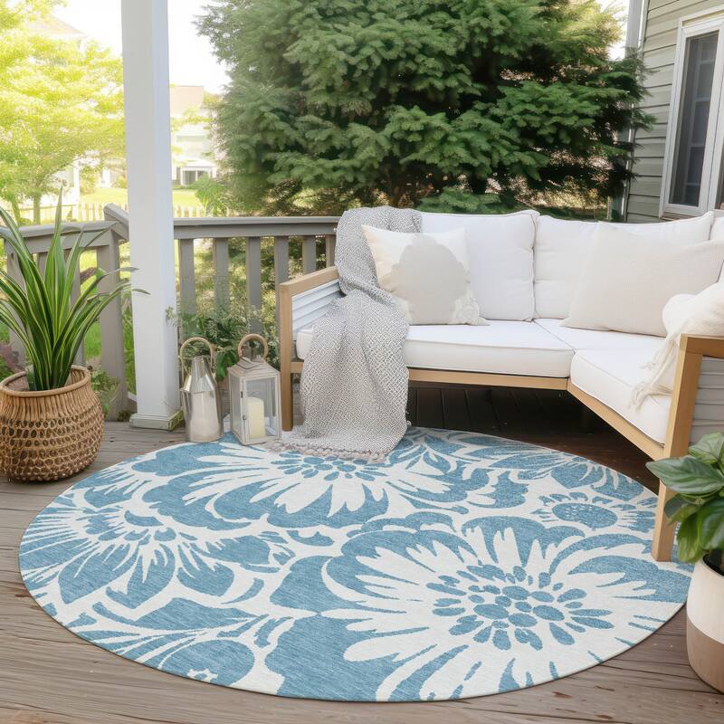 Machine Washable Indoor/ Outdoor Whimsy Floral Chantille Rug