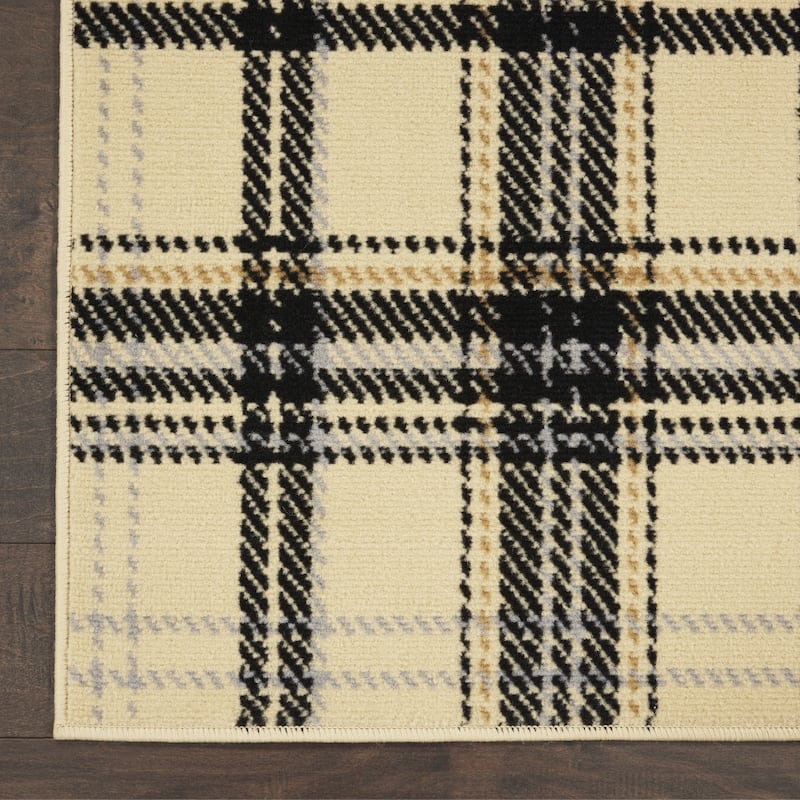 Lipe Power Loomed Traditional Area Rug By HomeRoots - 118' X '94' X '0.5