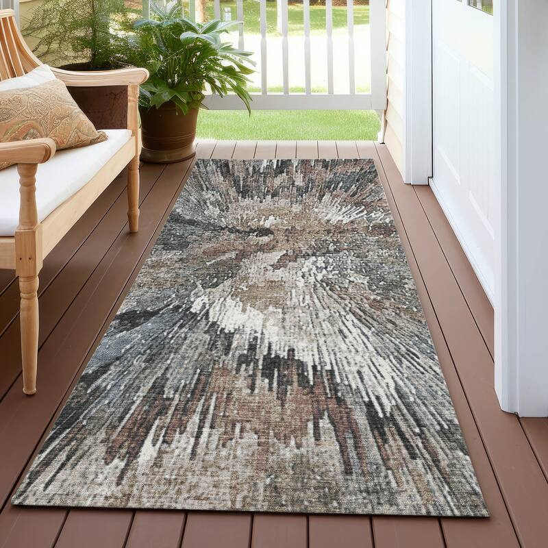 Machine Washable Indoor/ Outdoor Abstract Burst Chantille Rug - Brown - 2'3" x 7'6"