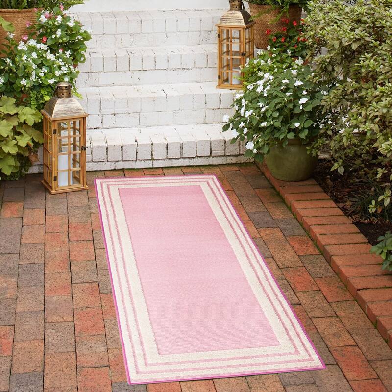 Outdoor Denver Collection Area Rug