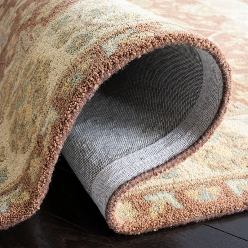 SAFAVIEH Handmade Antiquity Gigja Traditional Oriental Wool Rug