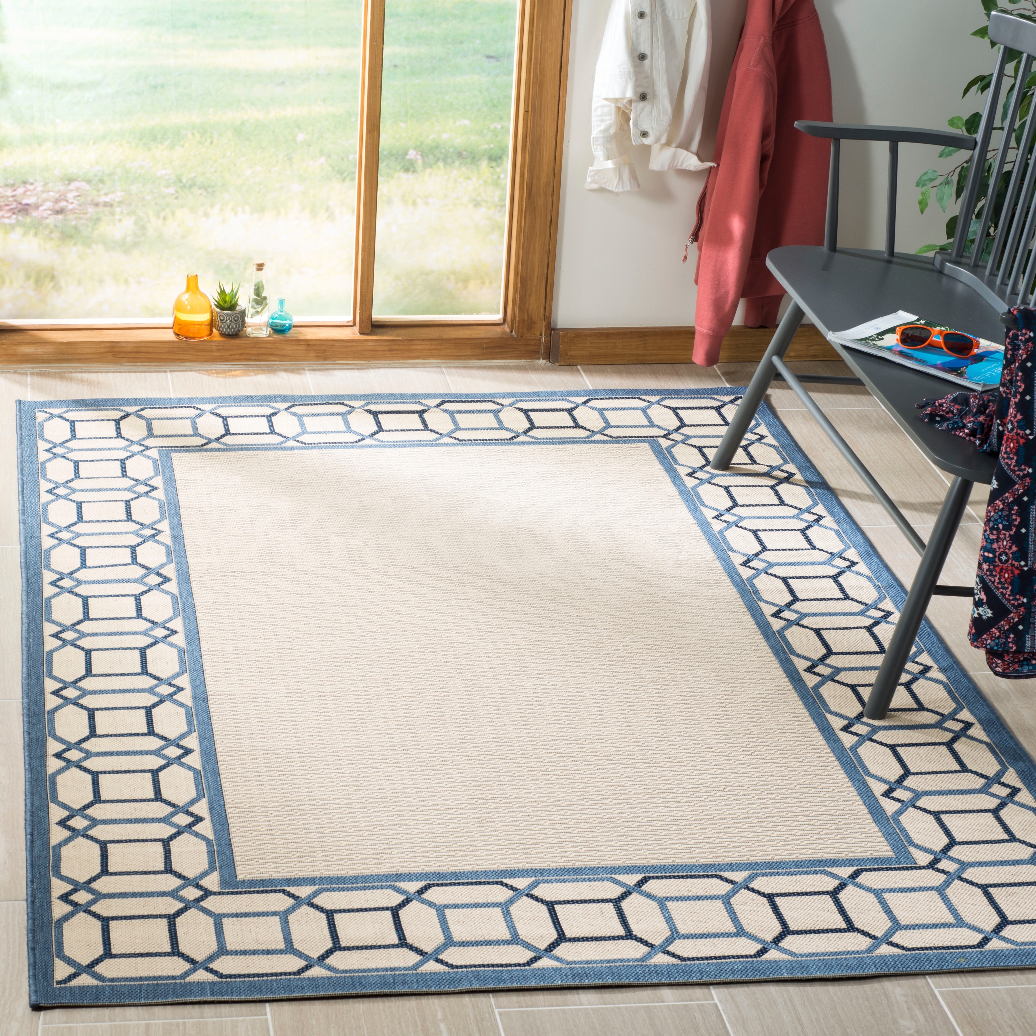 Martha Stewart by SAFAVIEH Facet Border Indoor/ Outdoor Waterproof Rug