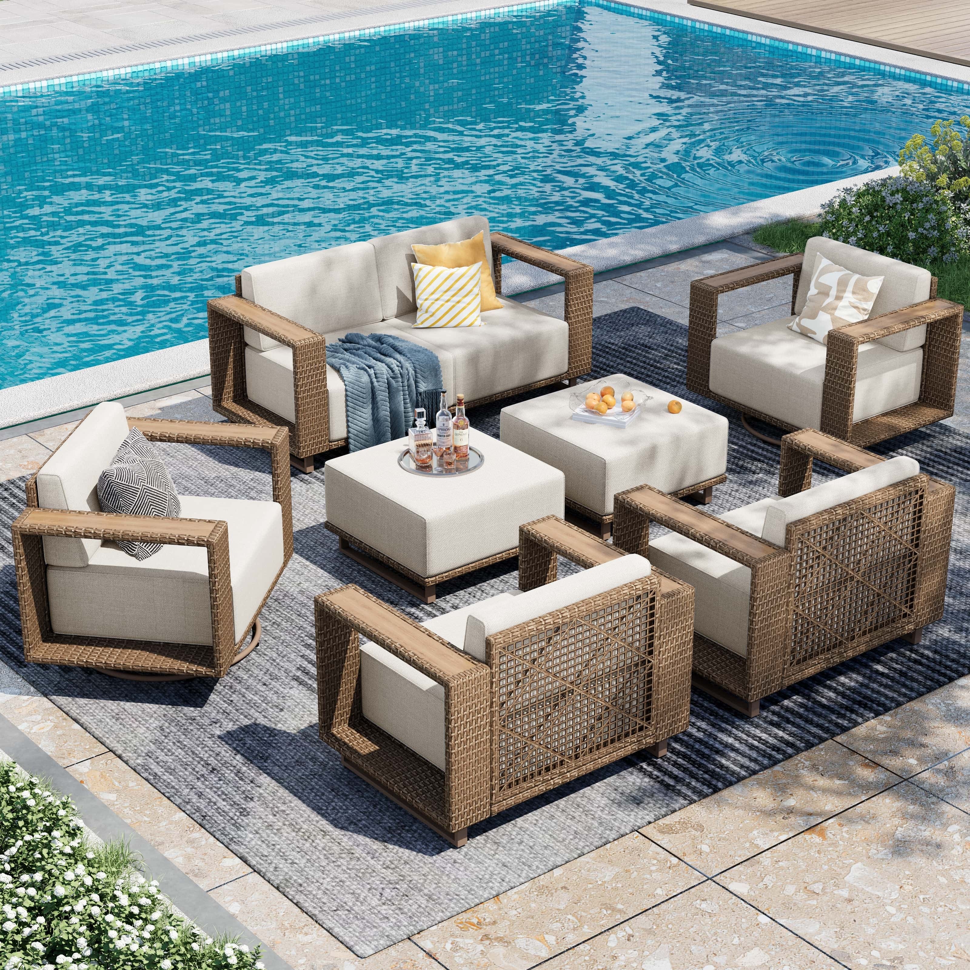 Option 8-Seat/Swivel