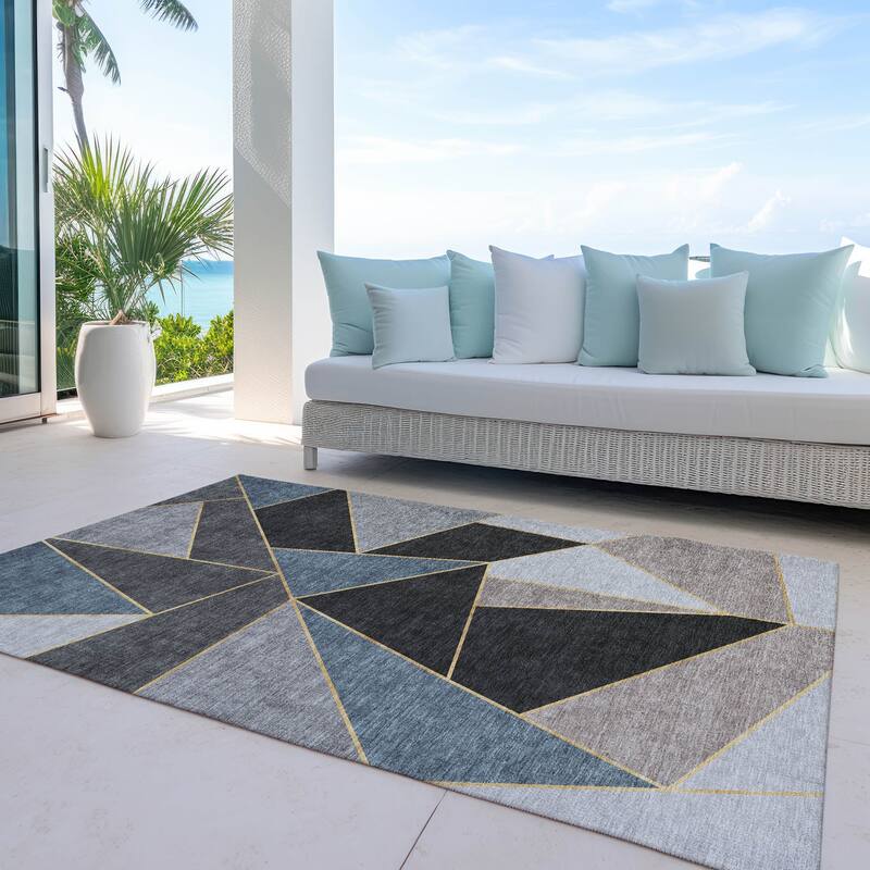 Machine Washable Indoor/ Outdoor Chantille Contemporary Mosaic Rug
