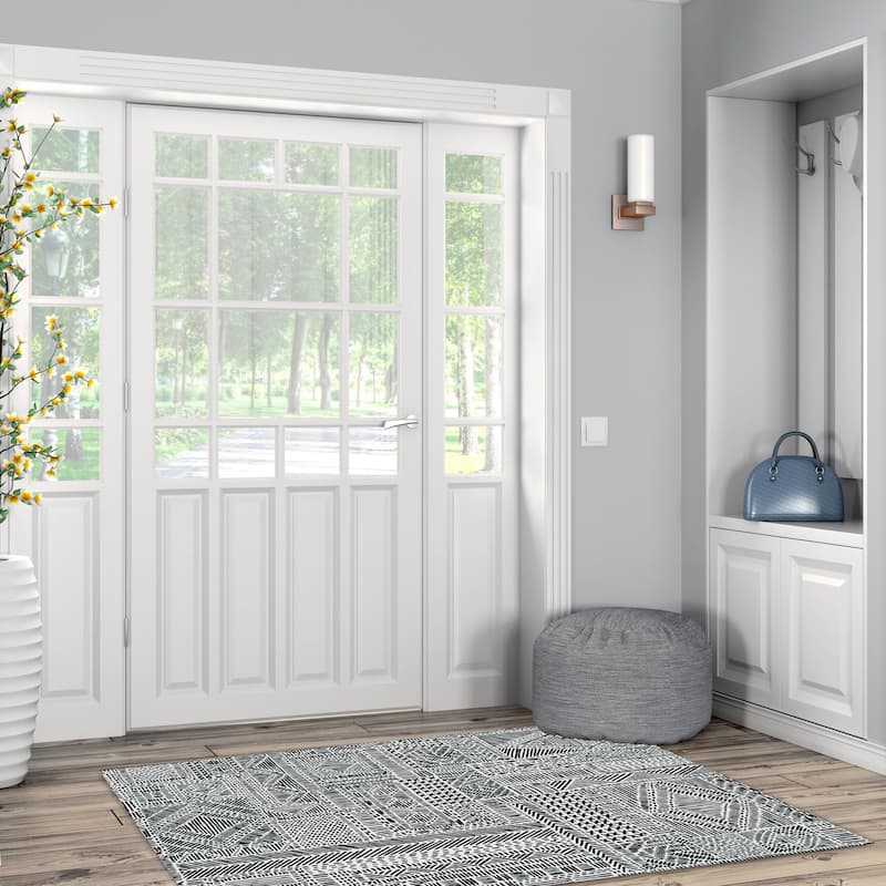 Cayden Machine Washable Geometic Area Rug