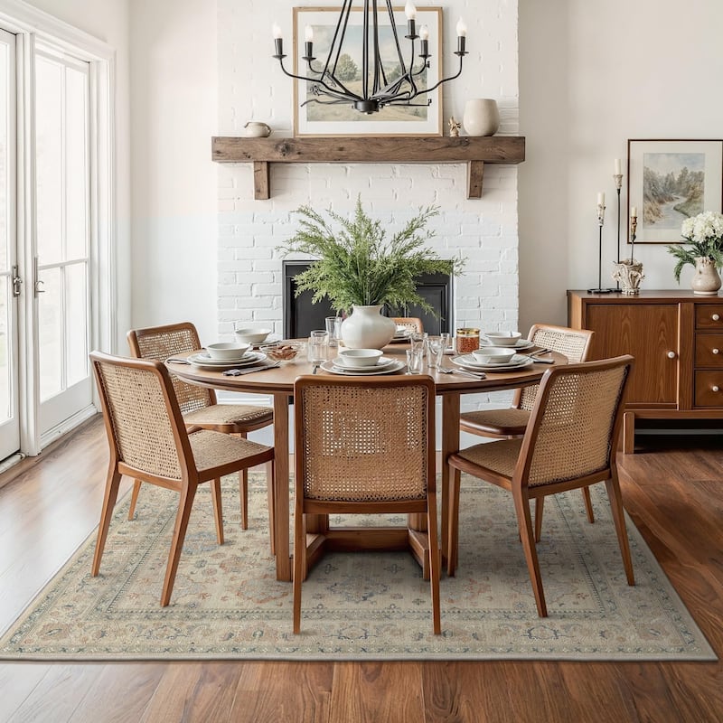 Mcow Faded Floral Vintage Collection Low-Pile Machine-Washable Area Rug