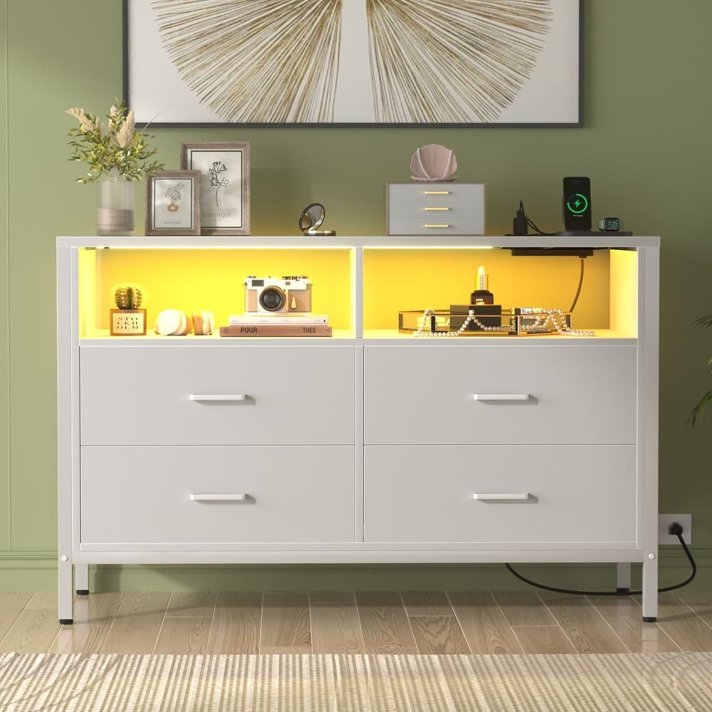 Chest of Drawers with LED Lights and Outlets,Wood Drawer Dresser for Clothes Storage