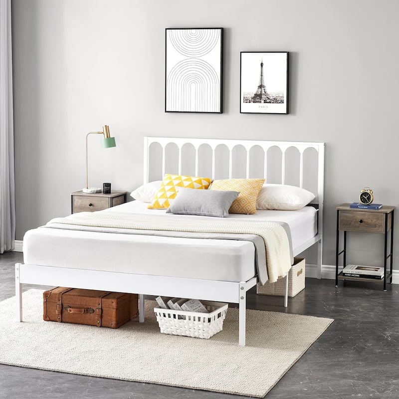 Metal Queen Size Modern Bed Frame Platform Mattress Foundation