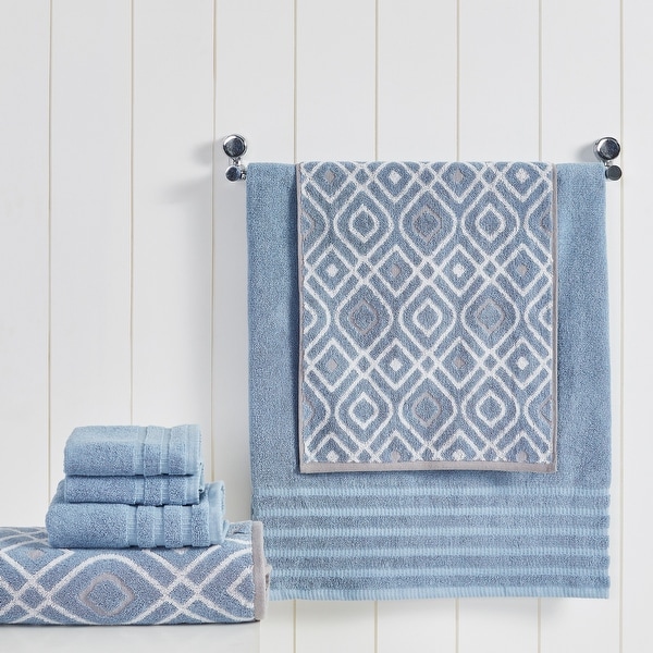 Modern threads sales bath towels