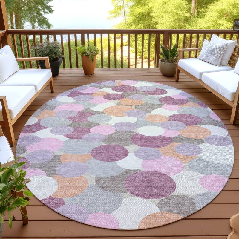 Machine Washable Indoor/ Outdoor Mucho Bubbles Chantille Rug - Blush - 8' x 8'