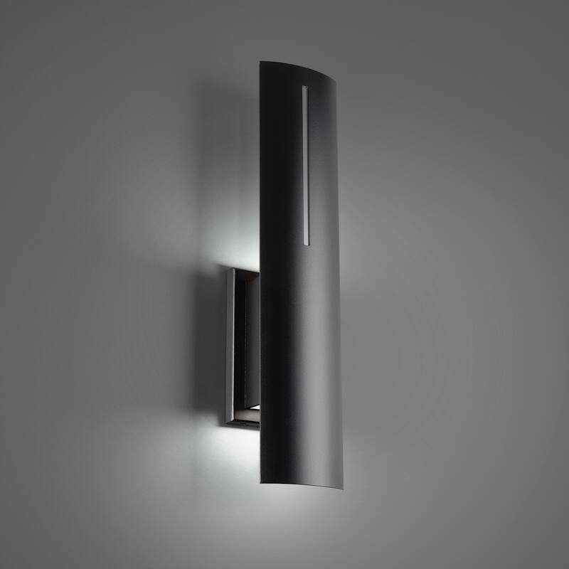 Aegis 20in LED Outdoor Wall Light 3000K in Black