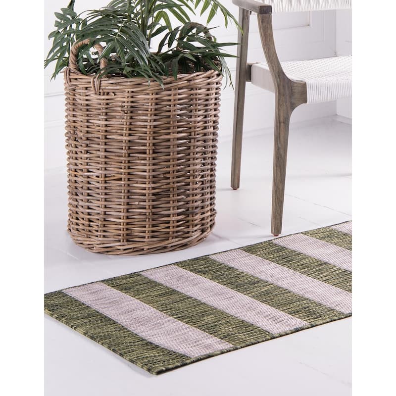 Outdoor Laaset Collection Area Rug