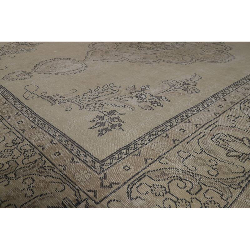 Traditional Tabriz Persian Vintage Beige Wool Carpet - 9'6" x 12'7"