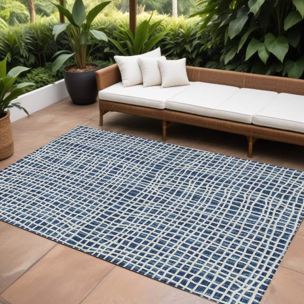 HomeRoots Striped Transitional Rectangle Outdoor Rug