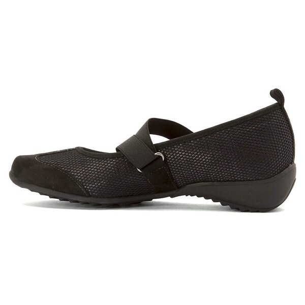 t strap mary jane flats