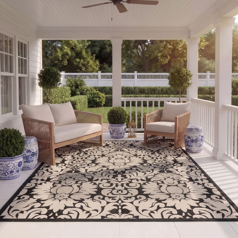 SAFAVIEH Courtyard Peggie Indoor/ Outdoor Patio Backyard Rug
