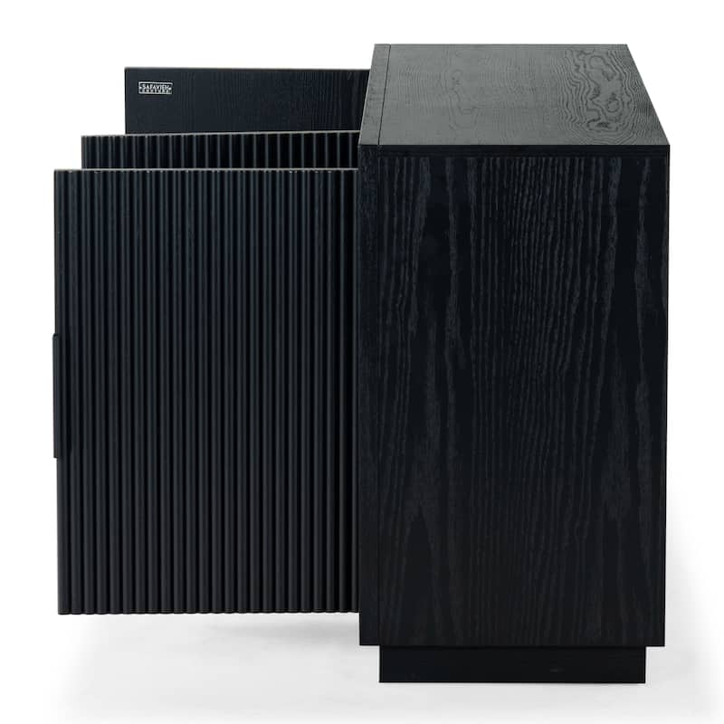 SAFAVIEH Couture Shelbie 3-Door Reeded Sideboard - 60"W x 18"D x 32"H