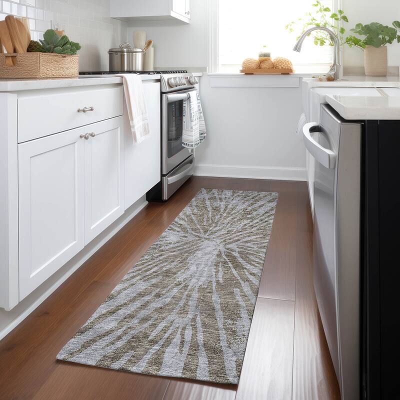 Machine Washable Indoor/ Outdoor Chantille Contemporary Burst Rug