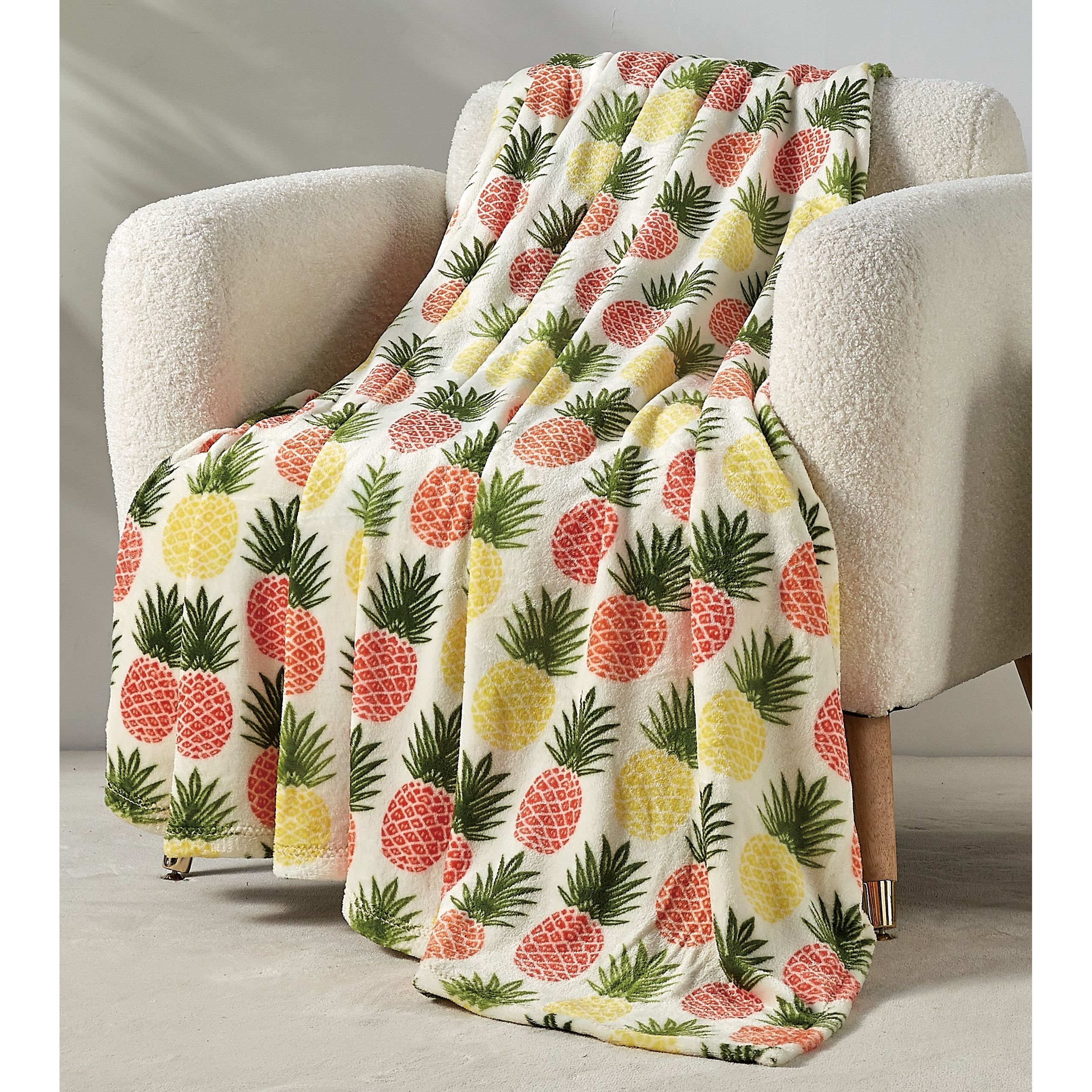 Natural Pineapple Micro plush Decorative All Seaon 50