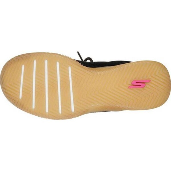 skechers go train pink