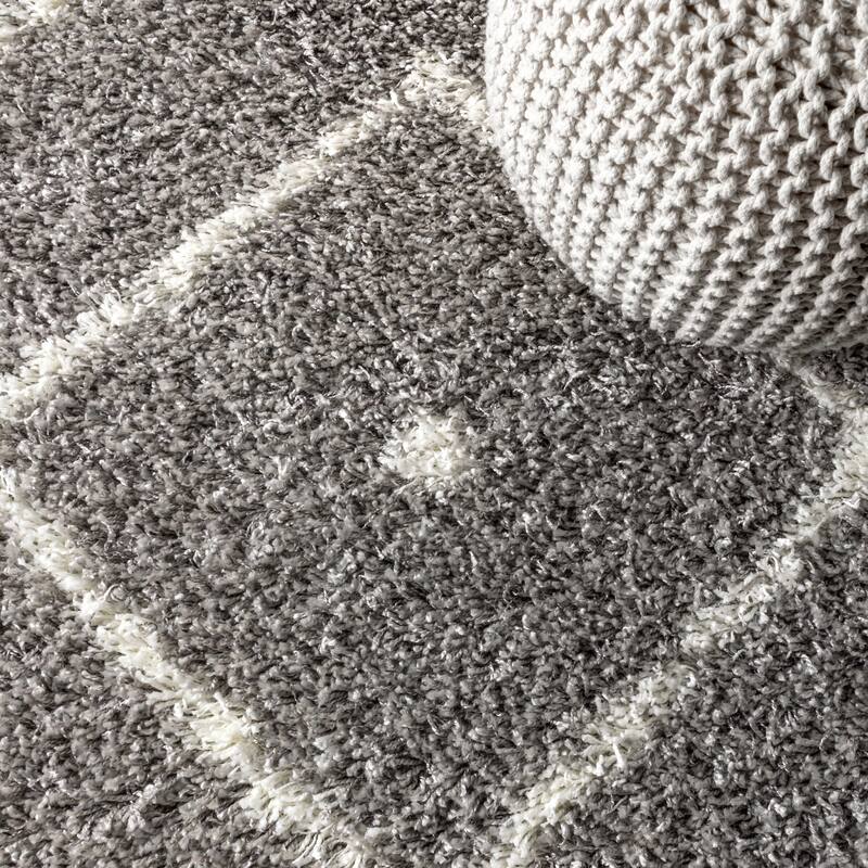 JONATHAN Y Modern Shag Plush Tassel Moroccan Diamond Area Rug