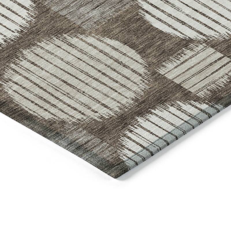 HomeRoots Geometric Transitional Rectangle Outdoor Rug