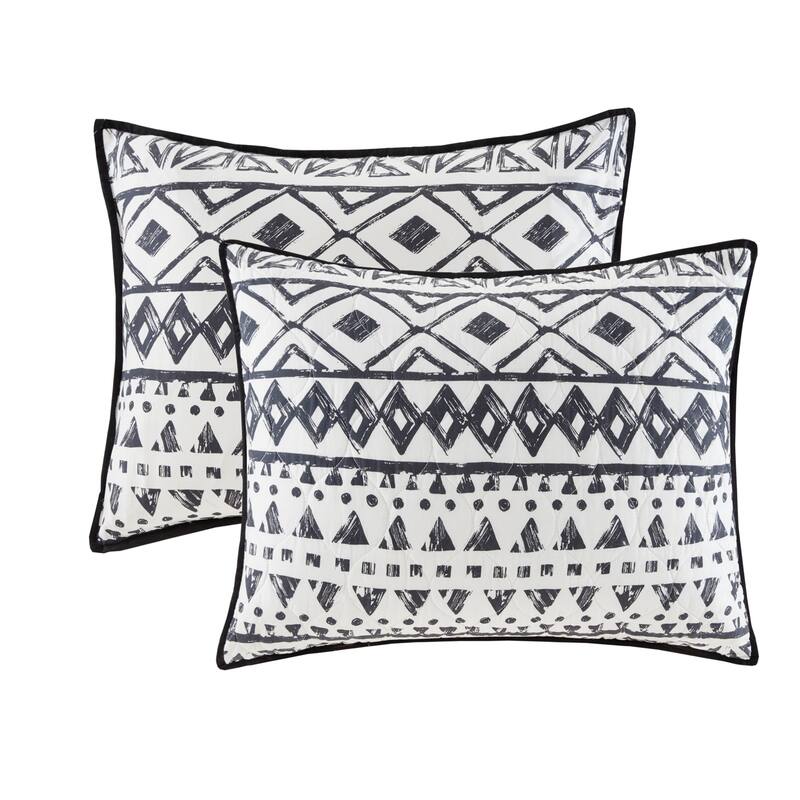 Intelligent Design Cora 7 Piece Reversible Cotton Quilt Set with Euro Shams and Thrwo Pillows