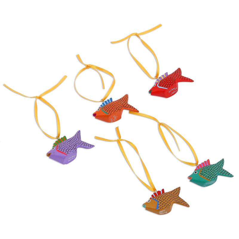 Novica Handmade Sweet Fish Wood Alebrije Ornaments (Set Of 5) - 1.2" H x 0.8" W x 2.2" D