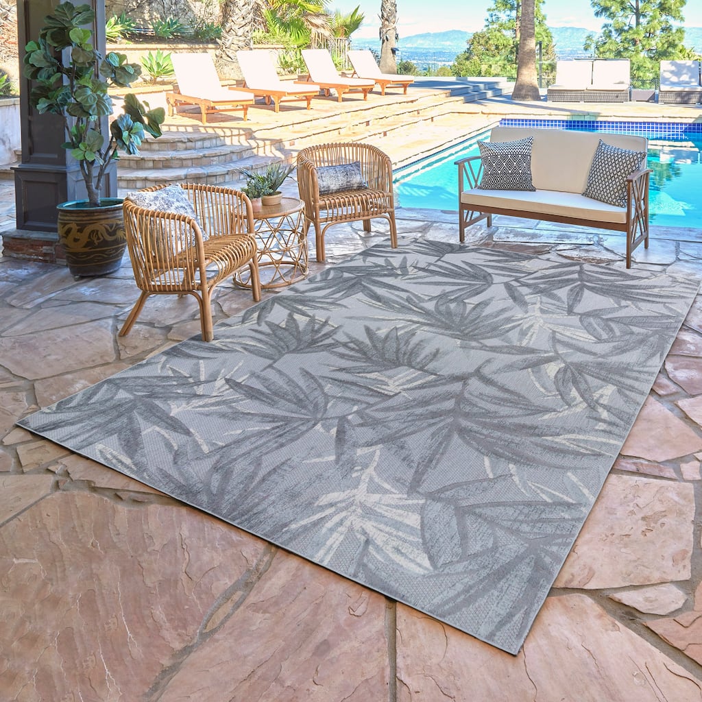 Gertmenian Fosel Bumba Grey Tropical Floral Leaf High-Low Indoor/ Outdoor Area Rug