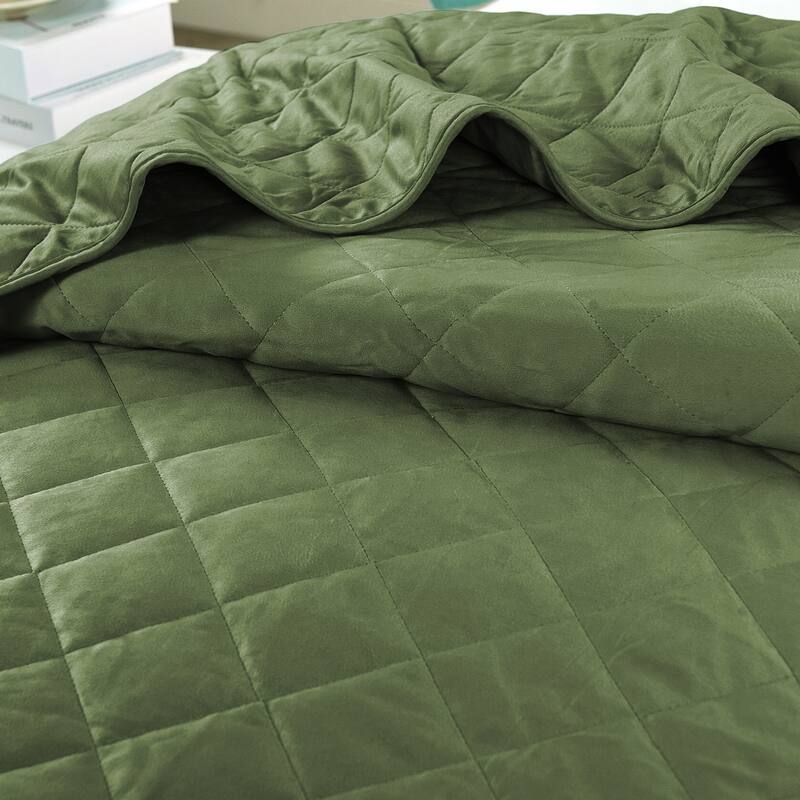 Serenta Velvet Quilts 5 Piece Ultra Soft Floor Touching Bedspread Set