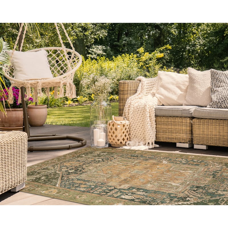 Liora Manne Marina Heriz Indoor/Outdoor Rug - 3'3" x 4'11" - Green/Multi