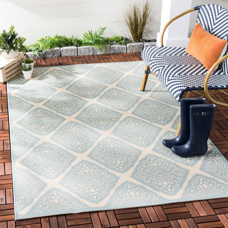 SAFAVIEH Beach House Phyllis Indoor/ Outdoor Waterproof Patio Backyard Rug