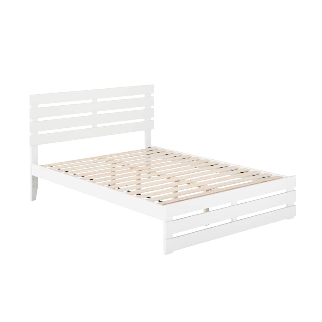 Oxford Queen Platform Bed with Matching Footboard in White
