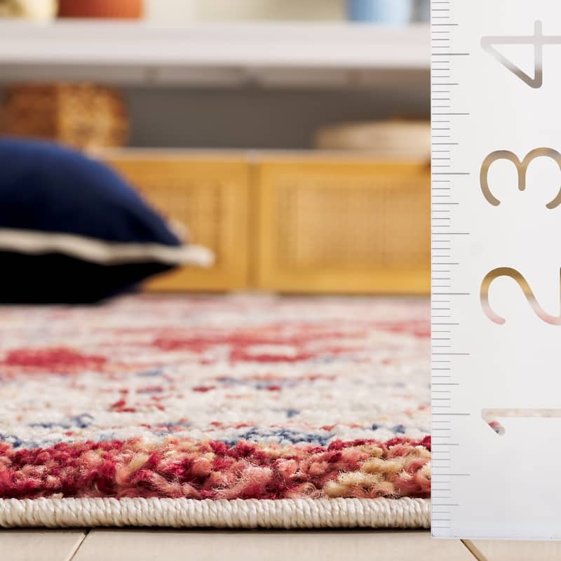 SAFAVIEH Luna Marita Traditional Rug