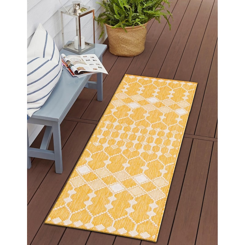 Outdoor Khence Collection Area Rug - Yellow - 2'x7'10"