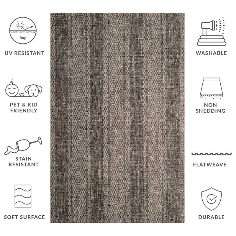 SAFAVIEH Courtyard Nanci Stripe Indoor/ Outdoor Waterproof Patio Backyard Rug
