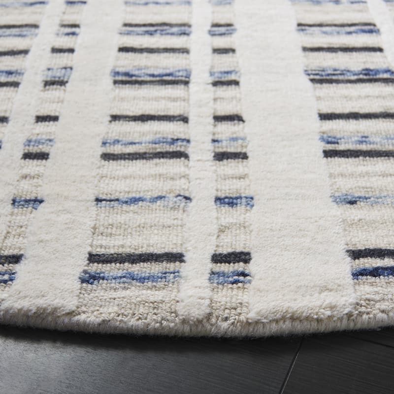 SAFAVIEH Hand-Loomed Fifth Avenue Sevdie Mid-Century Modern New Zealand