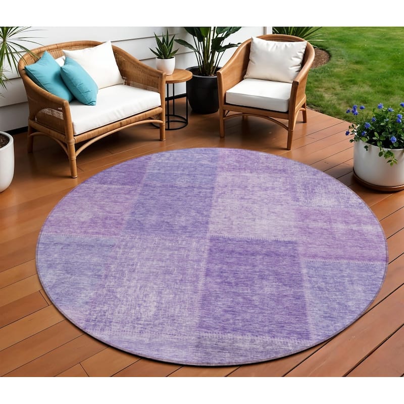 HomeRoots Patchwork Transitional Rectangle Outdoor Rug - 8' Round