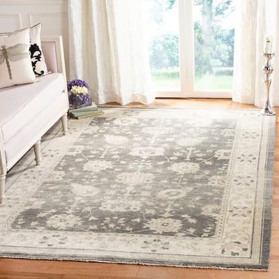SAFAVIEH Couture Handmade Sivas Tjarkje Traditional Oriental Wool Rug with Fringe