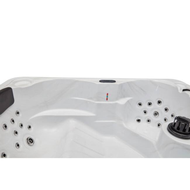Luxury Spas Regal 4-Person Spa