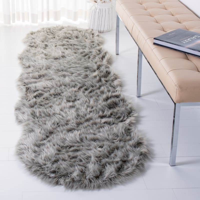SAFAVIEH, Faux Sheep Idith Shona 2.4-inch Thick Rug - 2'6" x 6' Runner - Grey