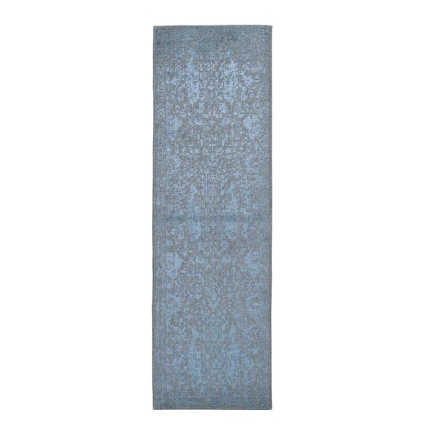Shahbanu Rugs Gray Jacquard Hand Loomed Wool and Art Silk Heriz Design Runner Oriental Rug (2'6" x 8'0") - 2'6" x 8'0"