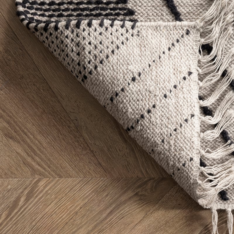 Nuloom Geometric Ailey Cotton Diamond Trellis Tassel Area Rug