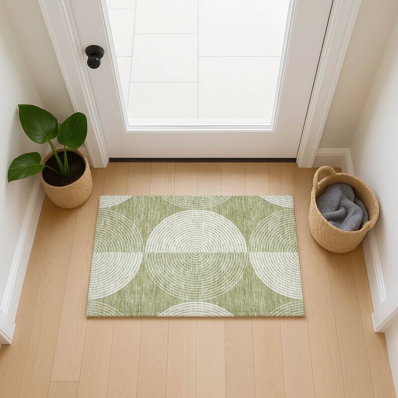 Machine Washable Indoor/ Outdoor Geo Circles Chantille Rug