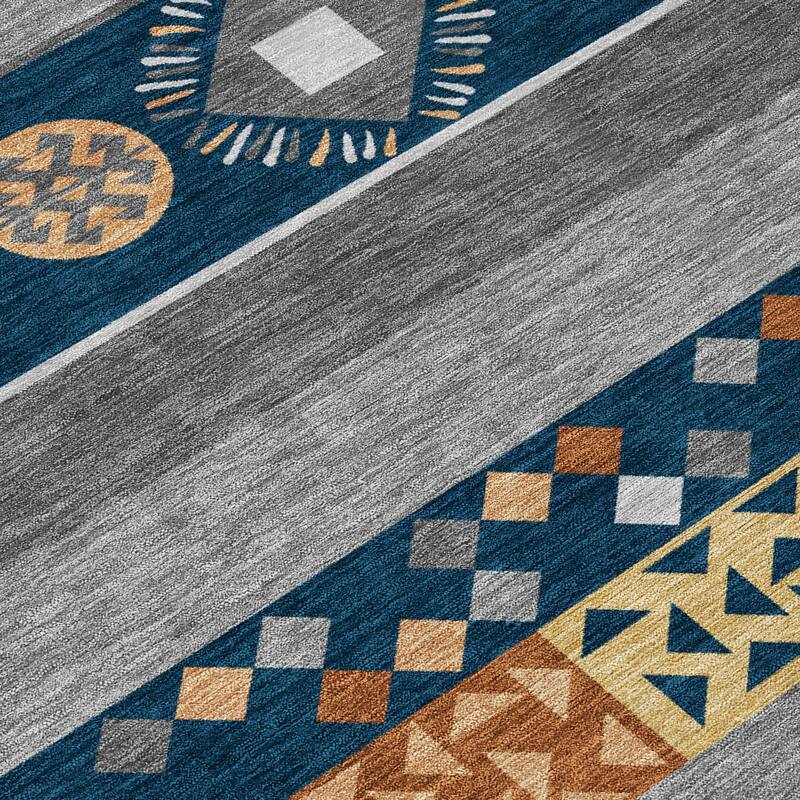 Machine Washable Indoor/ Outdoor Global Tuca Chantille Rug