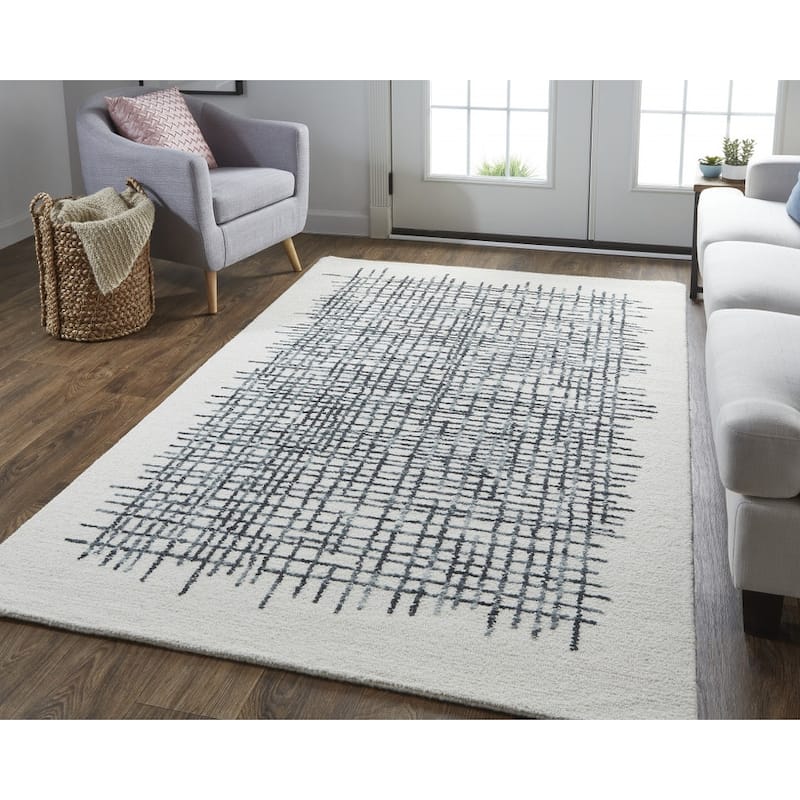 Sixu Hand Tufted Traditional Stain Resistant Durable Area Rug By HomeRoots - 8' x 10'