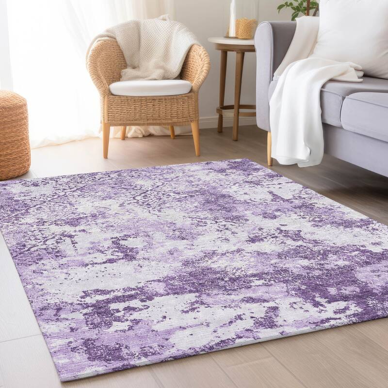Machine Washable Indoor/ Outdoor Chantille Distressed Traditional Rug